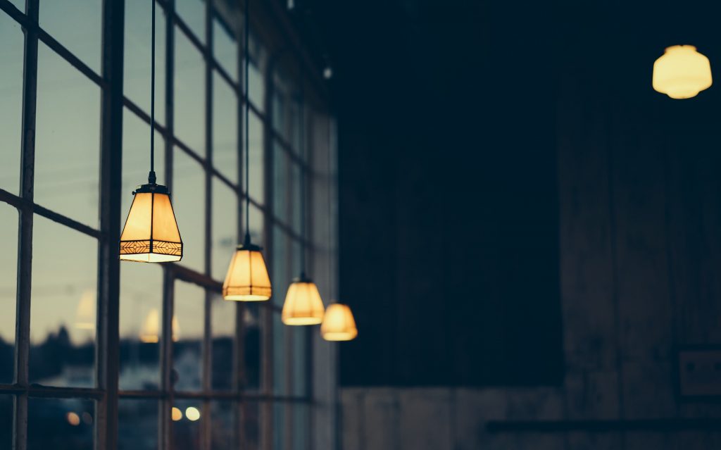 Cómo afecta la luz a un restaurante