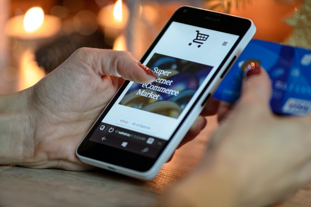 invertir en publicidad online para reducir costes